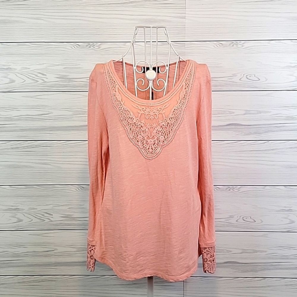 Charlie Paige knit top with lace accents Size S/M